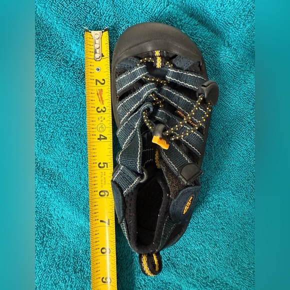 Keen Little Kids Boys Sz 13 Waterproof Washable Closed Toe Hiking Shoes - Picture 7 of 8